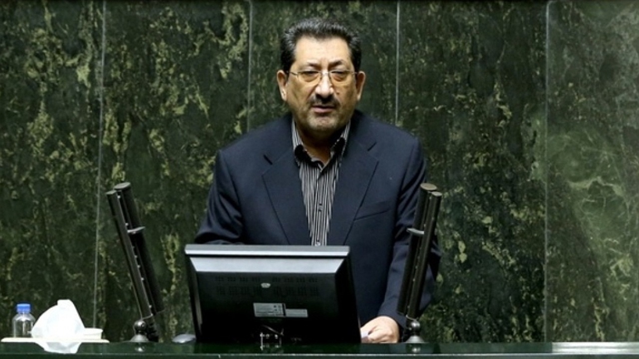 اتابک: واردات اقلام دارای تولید داخلی متوقف می‌شود