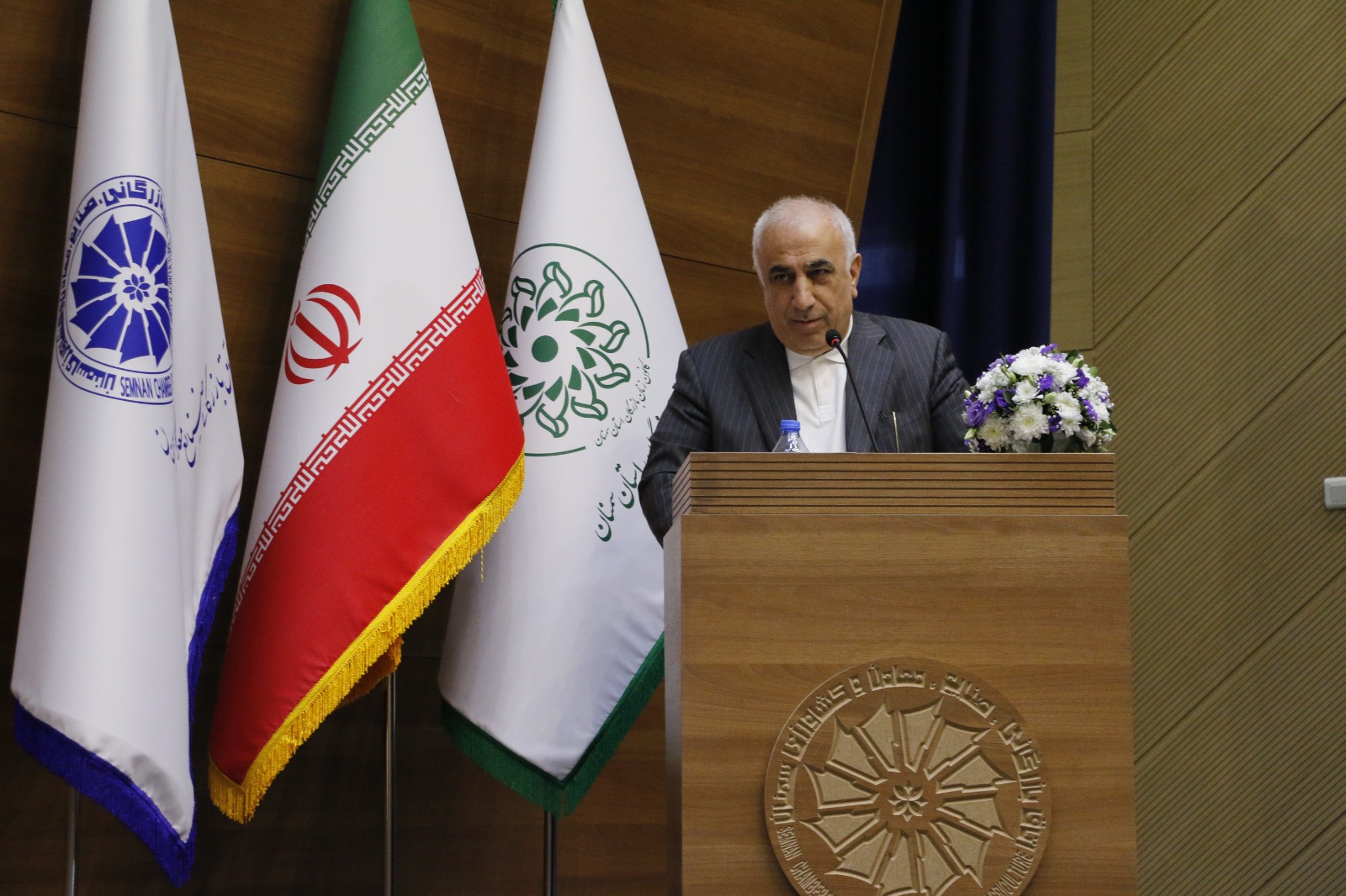 زنان در قلب راهبردها و صادرکنندگان در کانون حمایت‌ها جای دارند