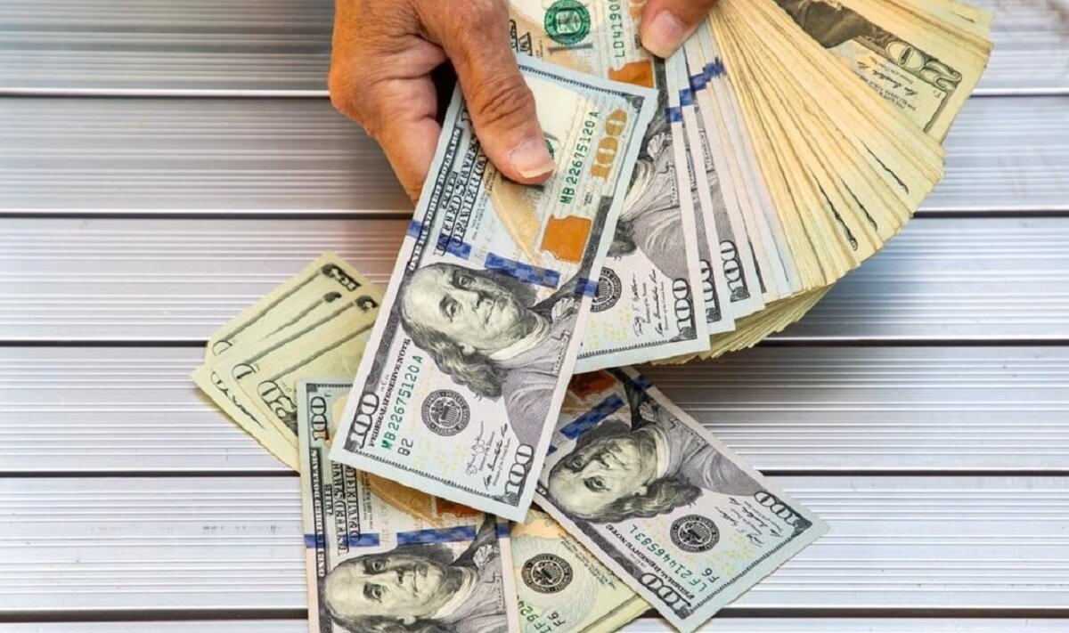 مهلت رفع تعهد ارزی صادرات ۱۴۰۳ تا پایان مهر تمدید شد